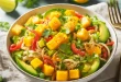 Nudelsalat mit Mango und Avocado