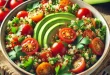 Quinoa-Powersalat mit Tomaten und Avocado